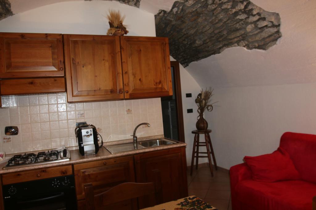 Maison Cassius Issogne ภายนอก รูปภาพ